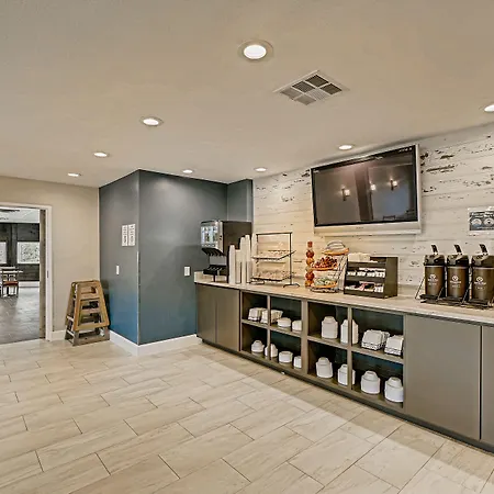 Orangewood Inn And Suites Midtown-3